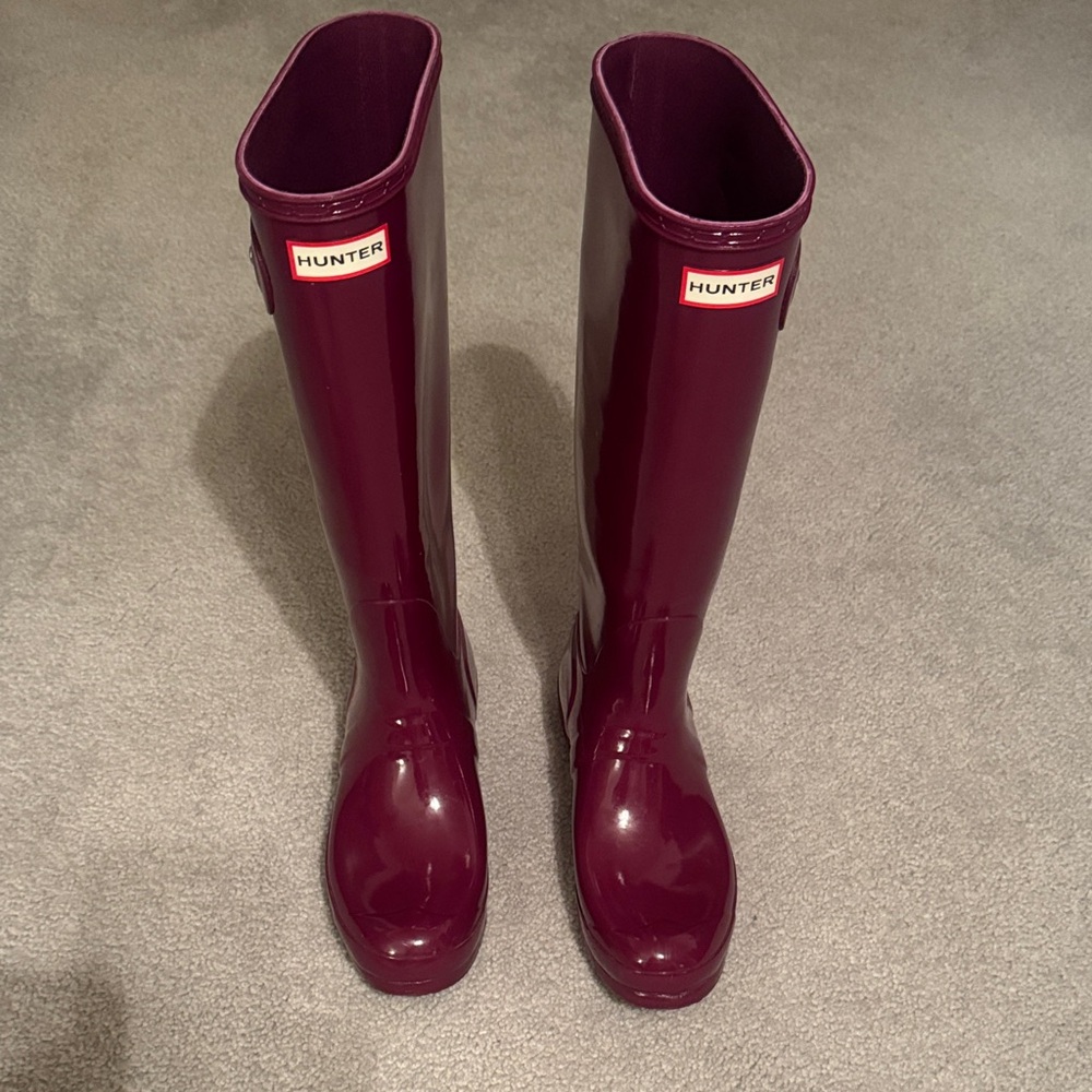 Hunter Women's Original Tall Gloss Burgundy Wellies Rain Boots Raspberry
